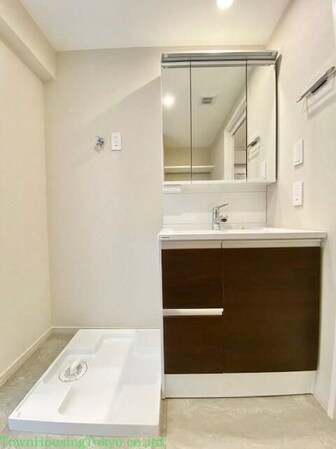 レジディア世田谷若林の物件内観写真